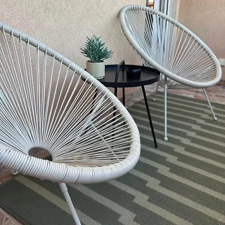 Apartman Una شقة *