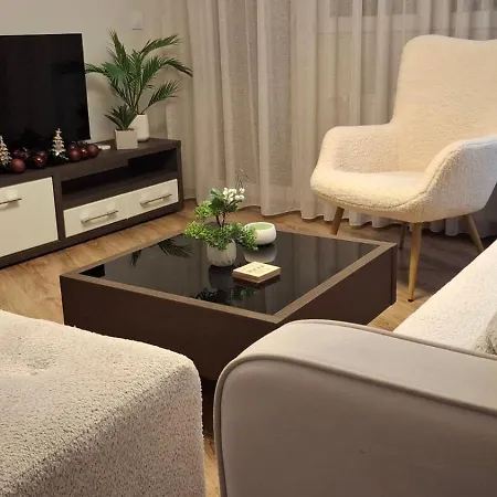 شقة Apartman Una *